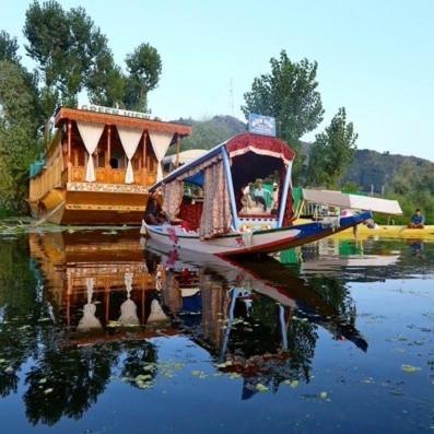 Green View Group Of Houseboats Hotel Srīnagar Екстериор снимка